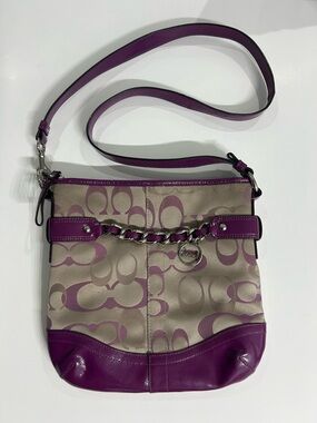 Coach Signature Canvas Shoulder / Crossbody Bag in Purple - Optic Collection